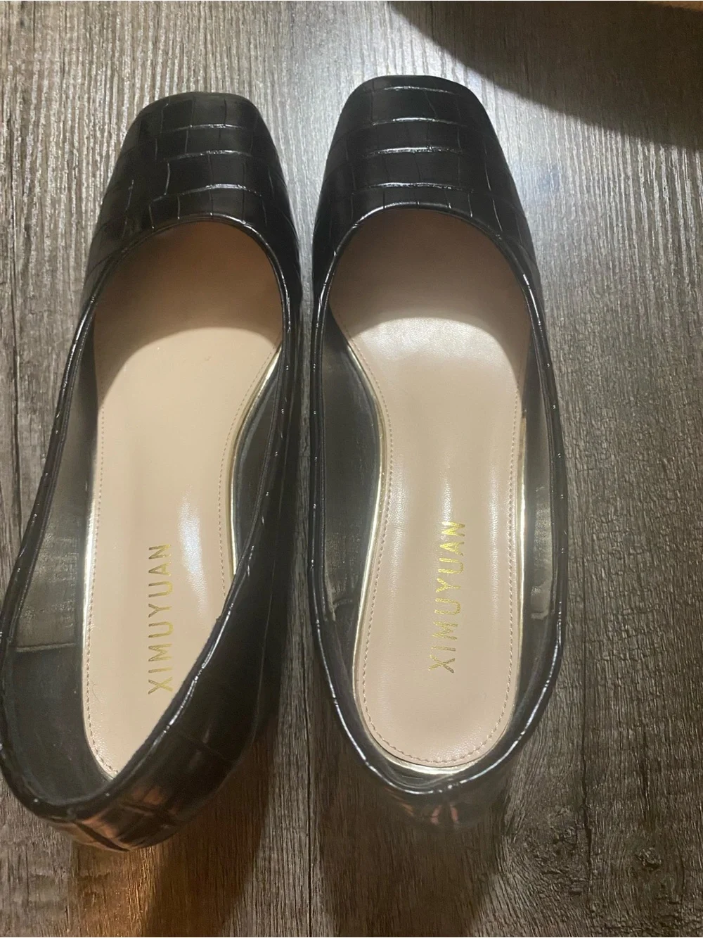 Black Croc-Embossed Women's Square-Toe Flats